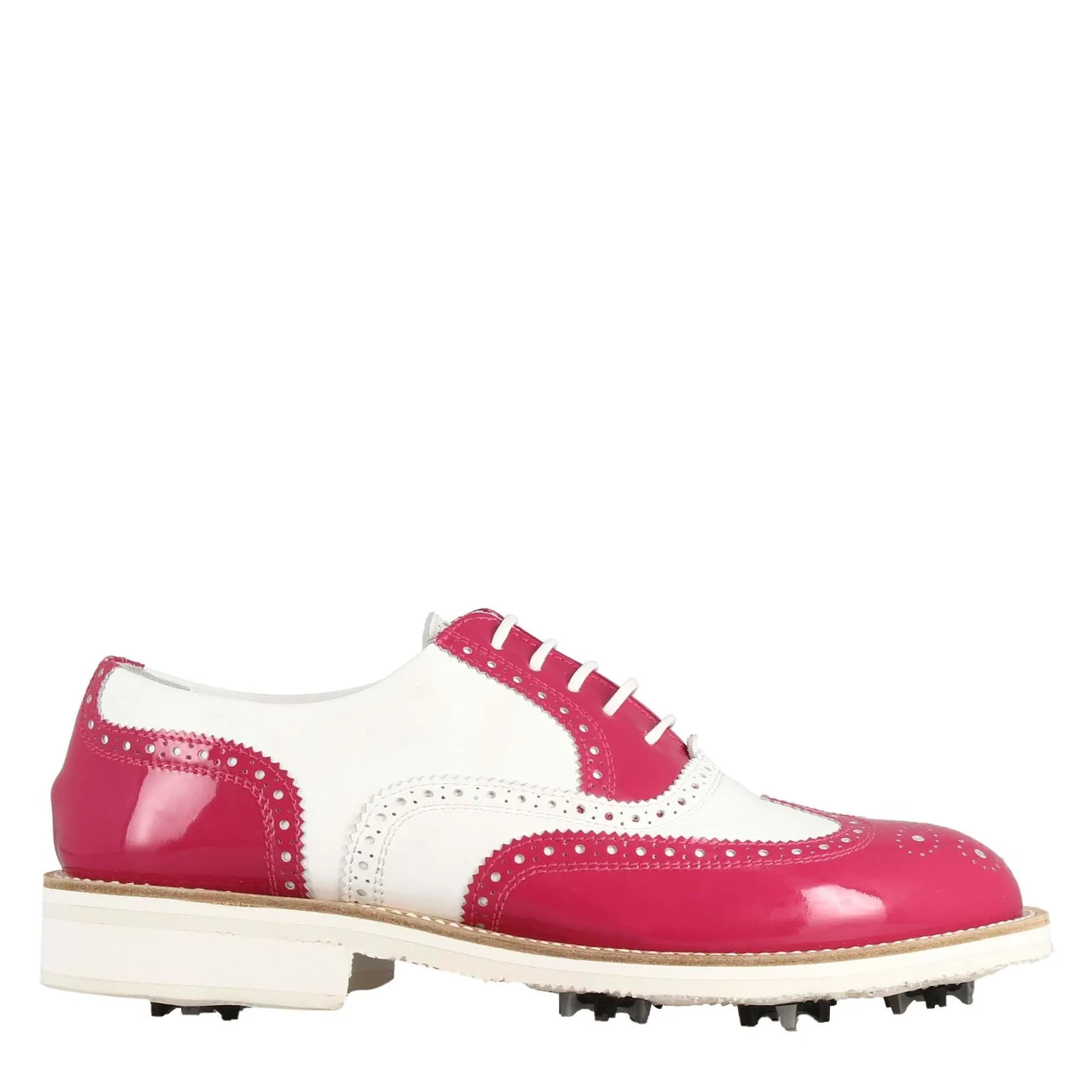 Scarpe golf da donna fatte a mano in pelle lucida colore bianco rosa.